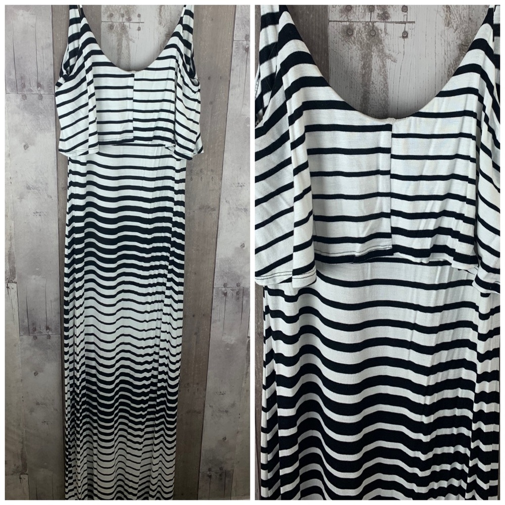 NWT Vici Love Tree black and white striped dress M